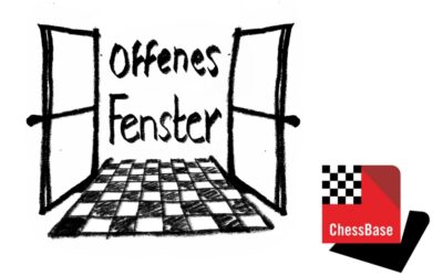 Die Logos von das Offene Fenster und ChessBase sind nebeneinander zu sehen. Das Logo vom Offenen Fenster ist ein schwarz gezeichnetes offenes Fenster mit dem Schriftzug "Offenes Fenster". Das Logo von ChessBase ist ein rotes abgerundetes Viereck mit etwas Schwarz und dem Schriftzuf in Weiß "ChessBase".